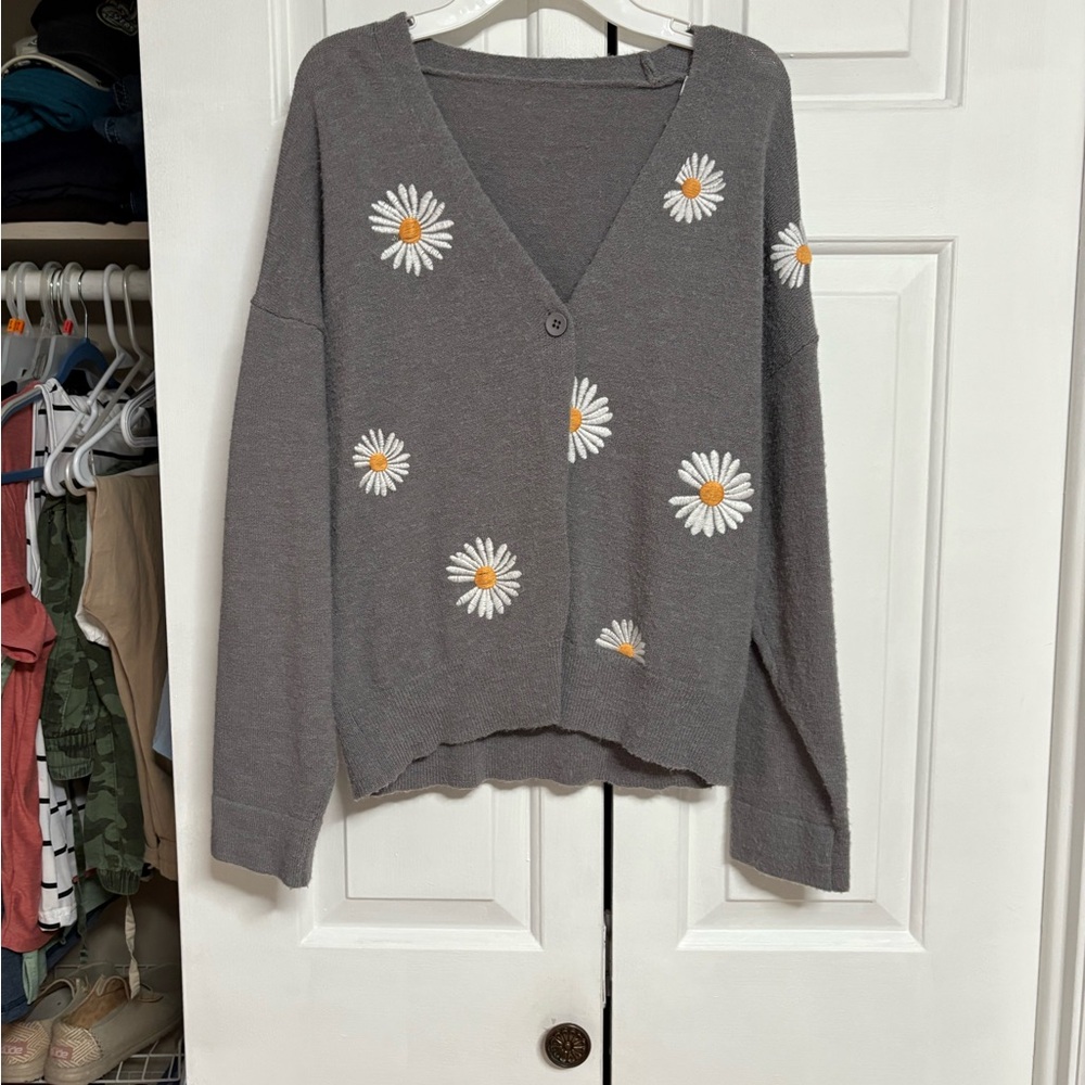 Gray Daisy Embroidered Women's Sweater